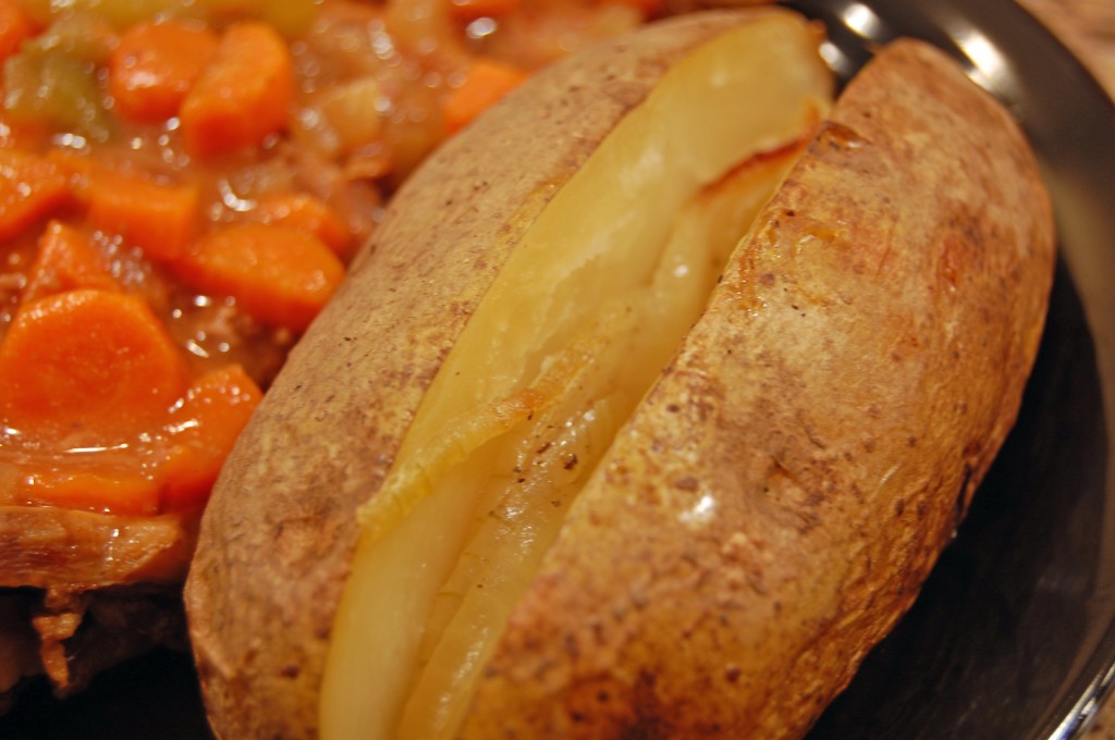 baked potatoes with onions done baked potatoes with onions done