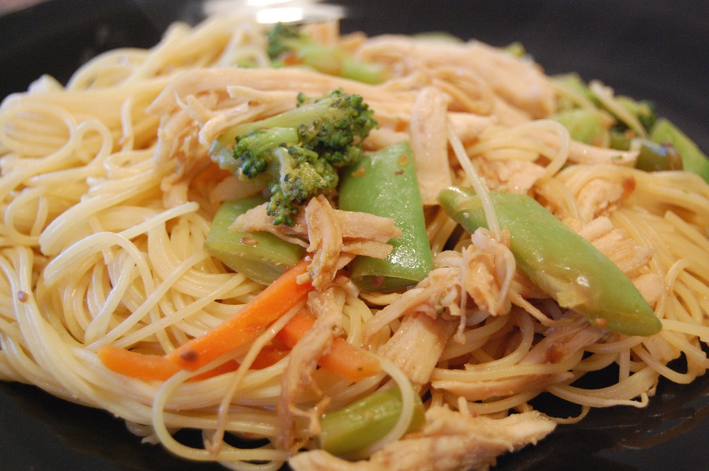 asian-noodles-with-chicken