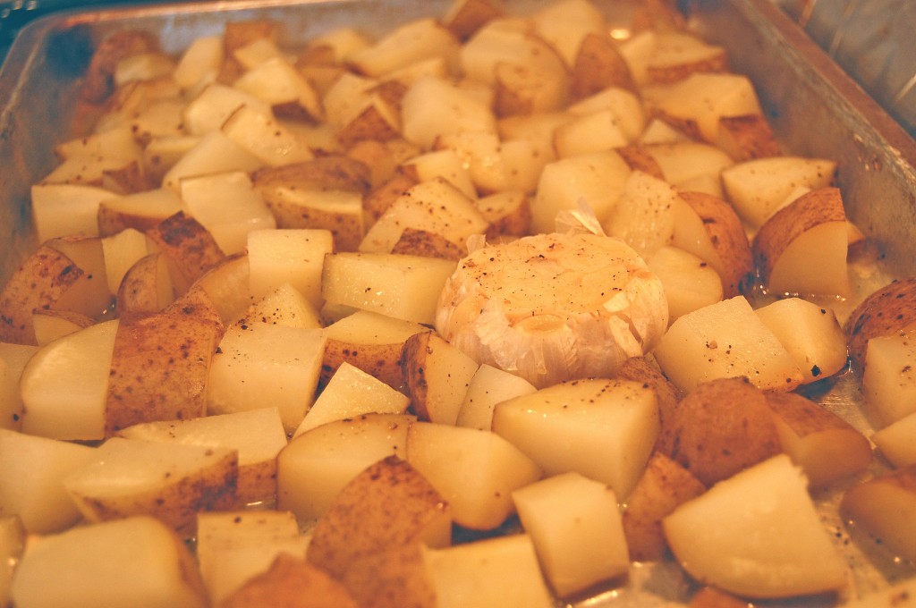 garlic potatoes in pan