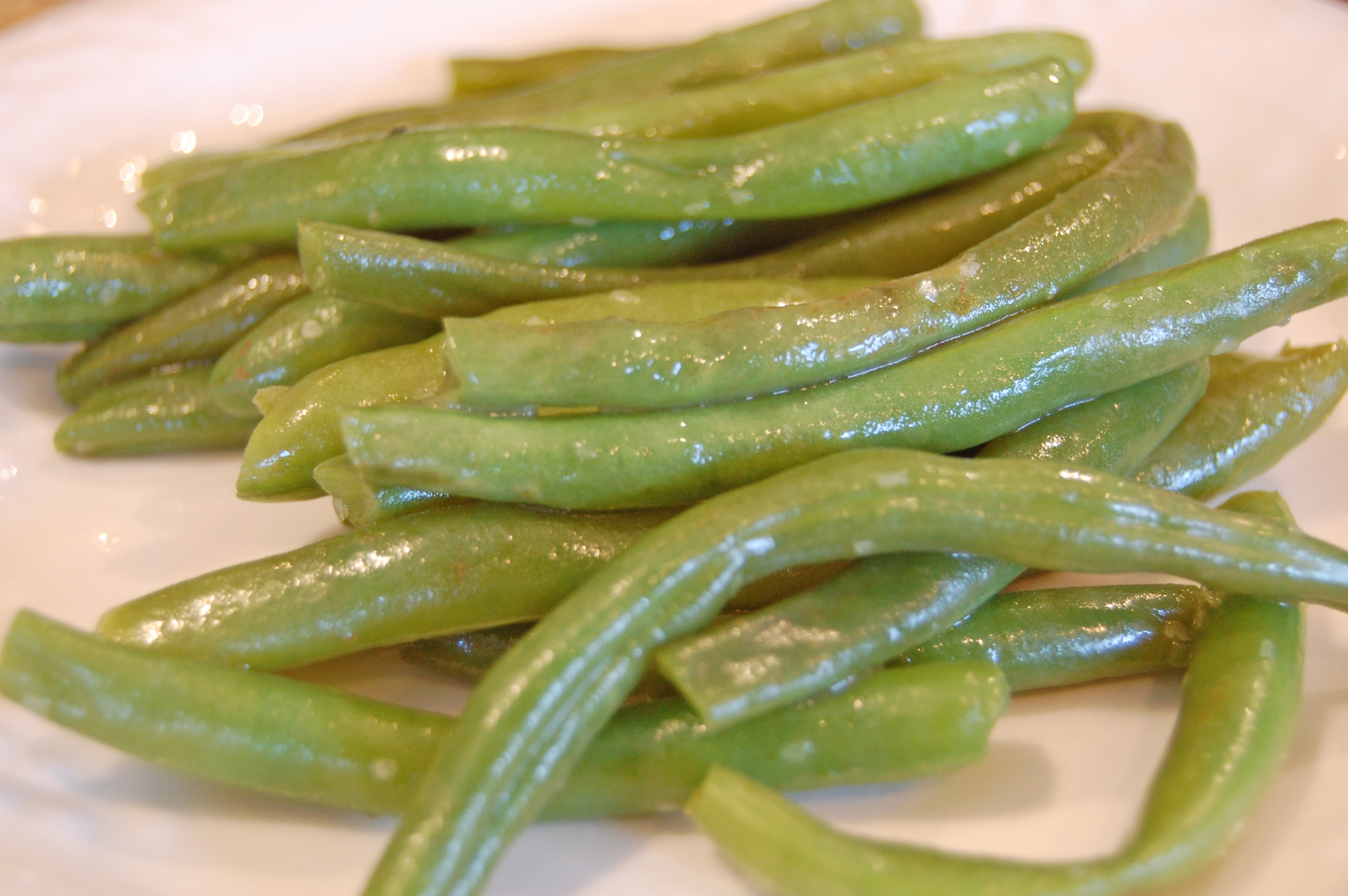 Cooking Fresh Green Beans - Eat at Home