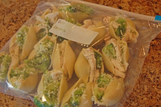 chicken and broccoli stuffed shells with alfredo freeze