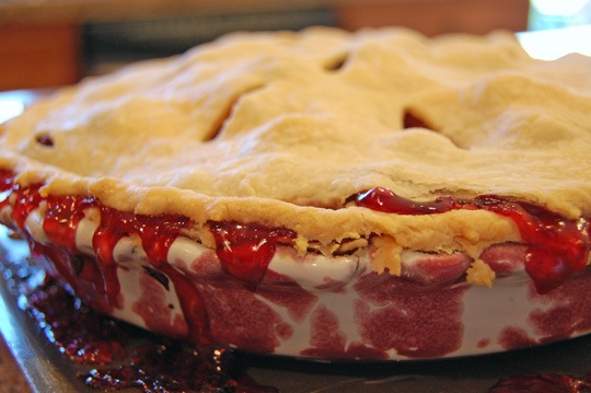 peach and blackberry pie whole