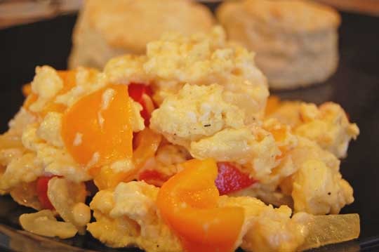 scrambled eggs and peppers done
