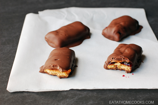 Easy Chocolate Covered Peanut Butter and PBJ Graham Crackers