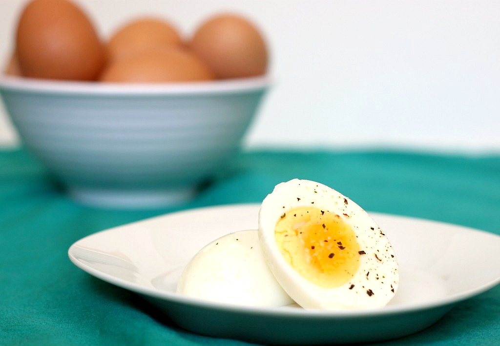 Slow-cooker-hard-boiled-eggs-